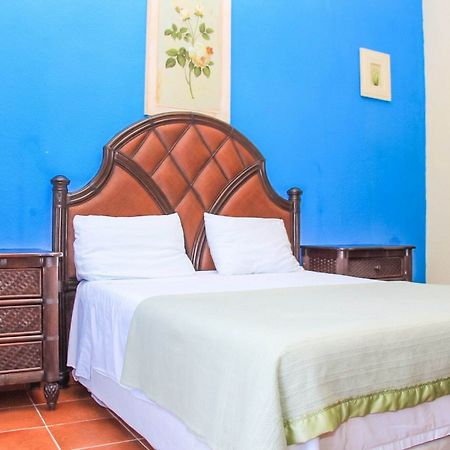 West End Divers Resort Cohoon Ridge Екстер'єр фото